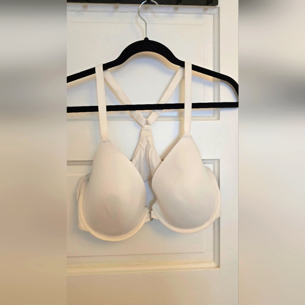 Front Closure 40D White Bra